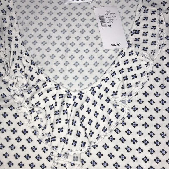 V neck top - Picture 1 of 2